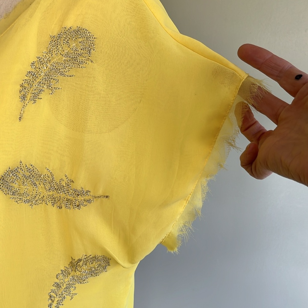 Greylin double V-neck yellow top - Picture 4 of 11